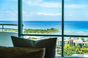 Uraku Tower Penthouse #28A – 3 Bedroom 2.5 Bath
