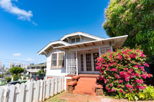 3340 Mooheau Ave – 5 Bedrooms 2 Baths